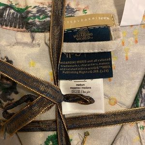 NEW* Harry Potter Hogwartz Pajamas